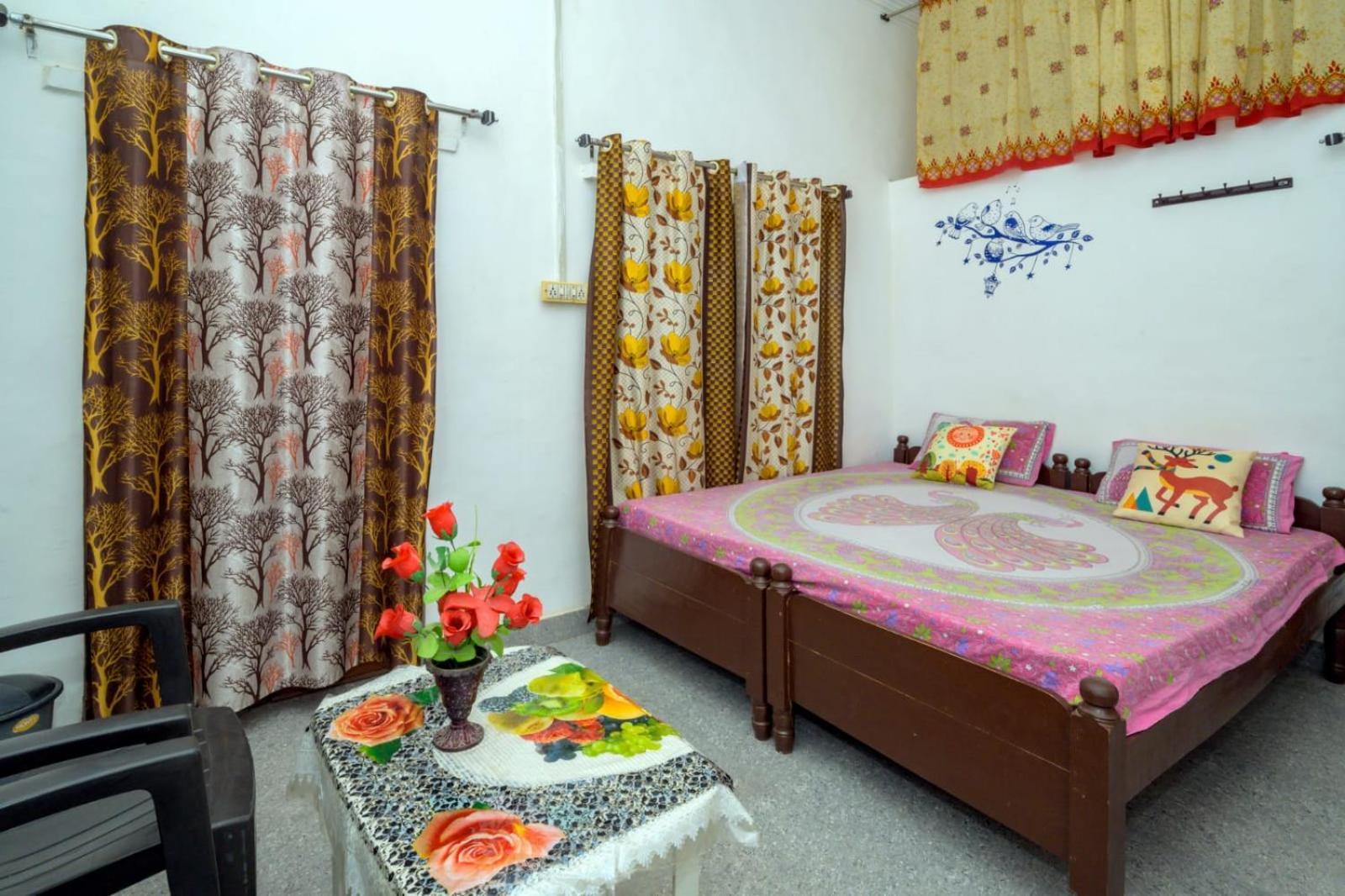 Khajuraho Homestay Bilik gambar